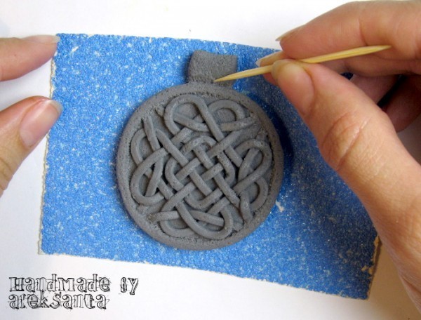 ​Мастер-класс по созданию украшений из полимерной глины "Кельтские плетения из камня": часть 2