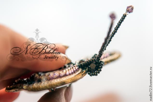 Вышивка бисером "Брошь-бабочка экзотическая": мастер-класс, часть 5