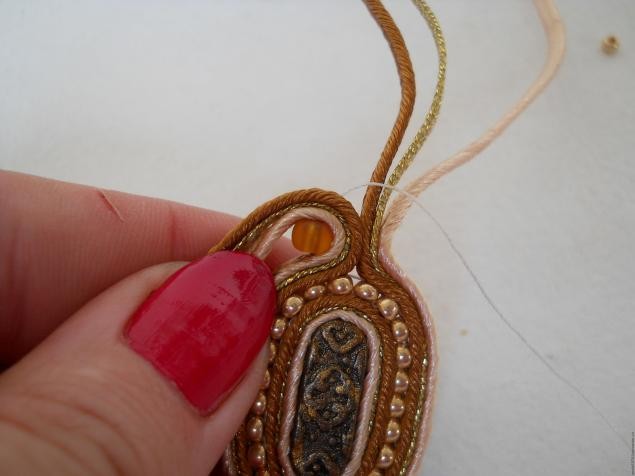 Сутажные серьги "Ромашки по-восточному": мастер-класс, часть 3