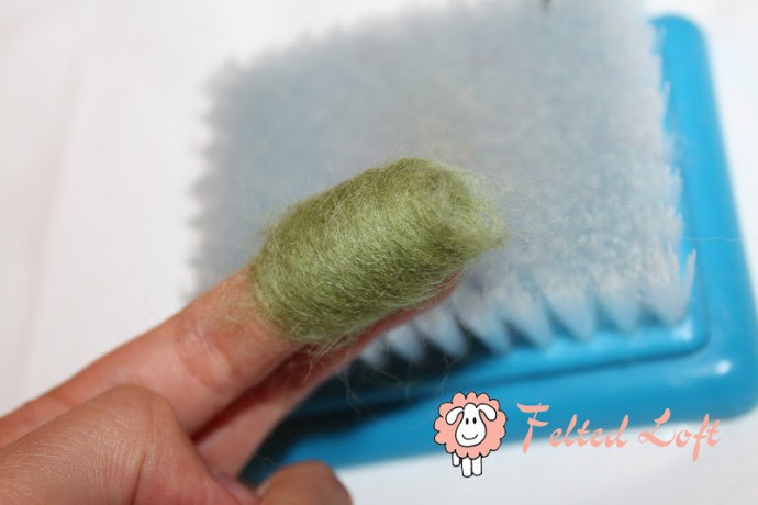 ​Один из вариантов валяния коробочки для мака