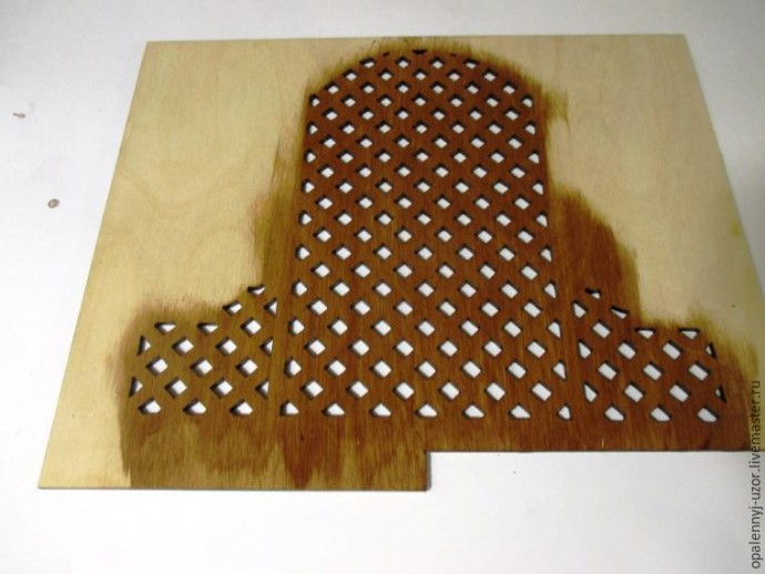 Изготавливаем ажурную настенную полочку: часть 2