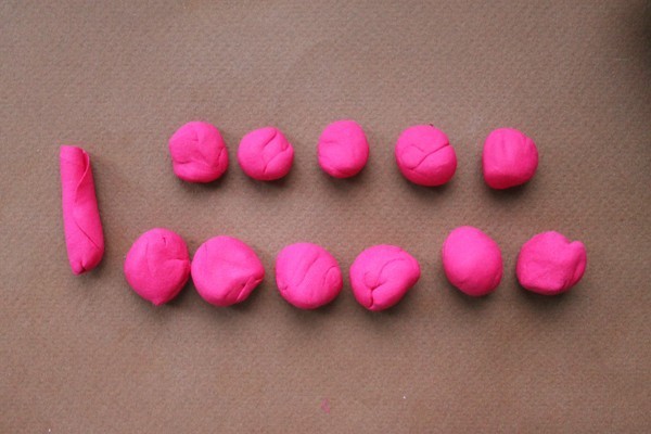 ​Мастерим сердце из роз: часть 2