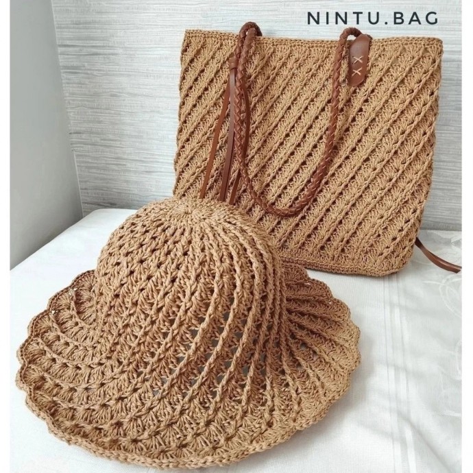 ​Шляпа со спиральным узором