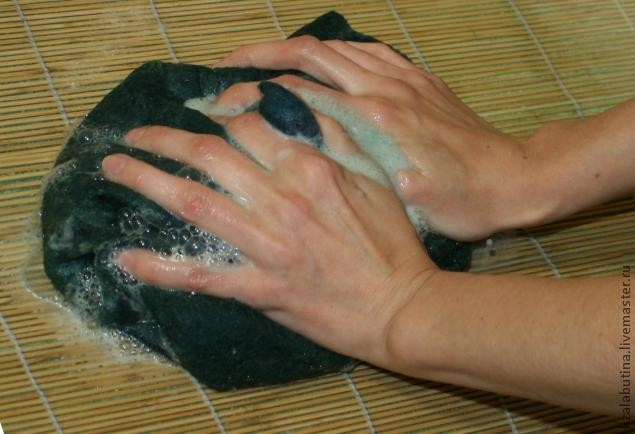 ​Валяный клатч: часть 6