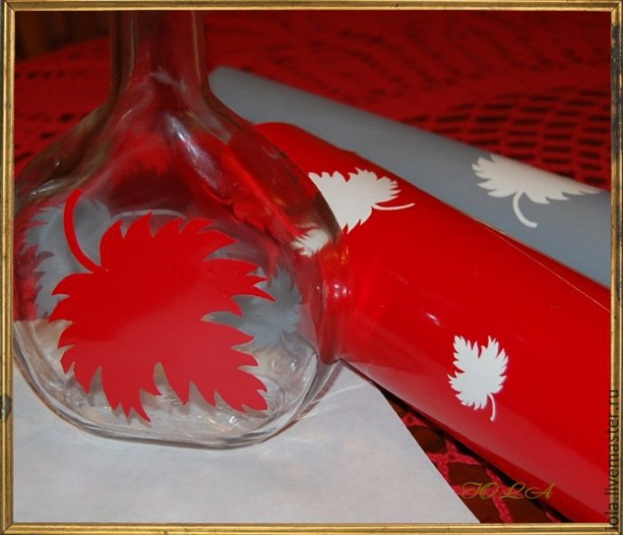 Декорируем стеклянную бутылку "Листопад"