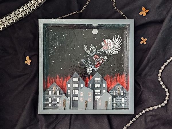 ​Как сделать многоуровневую ключницу с поталью и росписью: часть 4