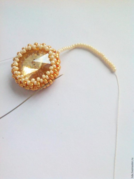 Создаем воздушные серьги "Golden Сrown": часть 1