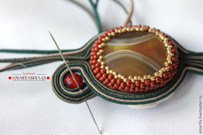 Создание шикарного сутажного браслета с агатом: часть 1