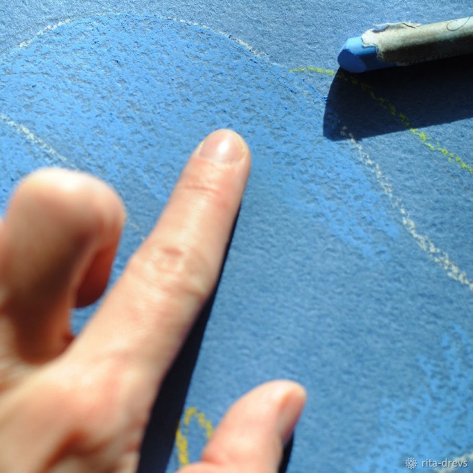 ​Рисуем пастелью изящный цветок каллы: часть 1