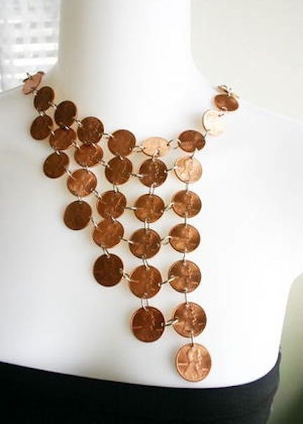 ​Украшения из монет