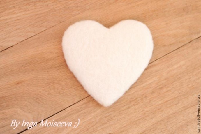 Создаём войлочное сердечко: часть 1