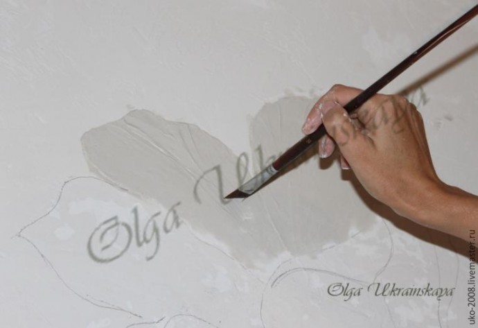 Делаем барельеф с лилиями на стене: часть 1