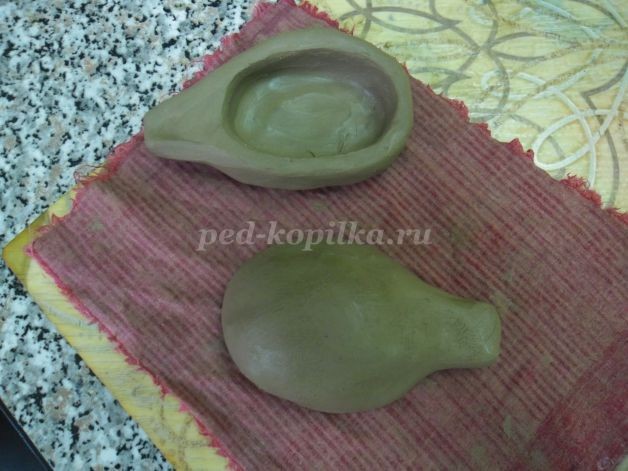 ​Шкатулочка из глины в виде утёнка: часть 2