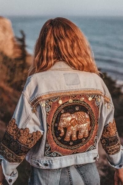 ​Идеи украшения джинсовых курток