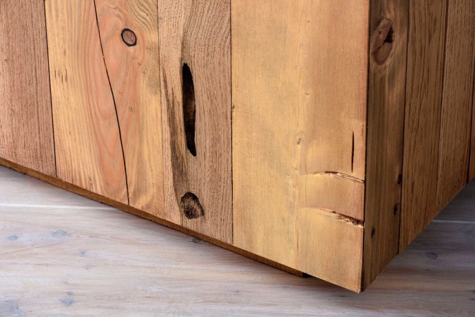 Кофейный столик из досок