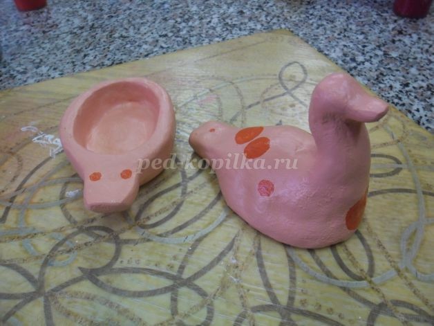 ​Шкатулочка из глины в виде утёнка: часть 3