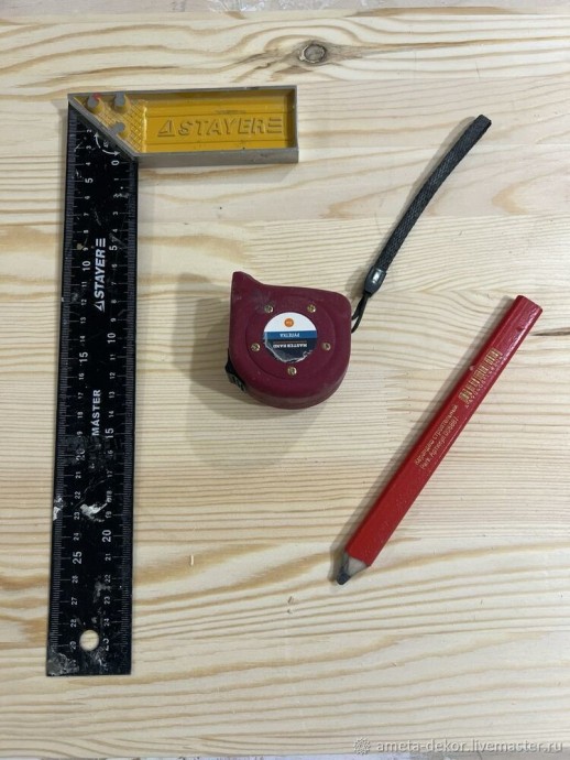 7 шагов, как сделать настольную полку-органайзер своими руками