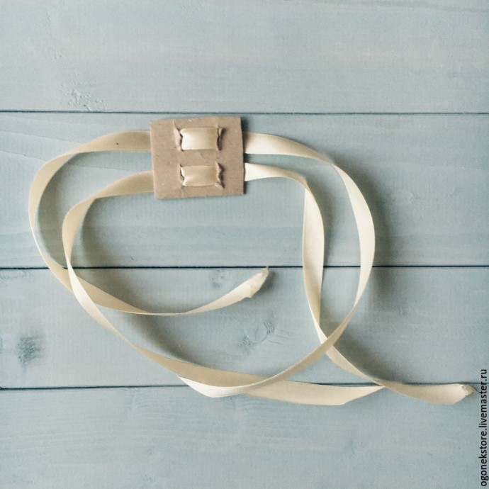 Создаем нежный свадебный браслет из живых цветов