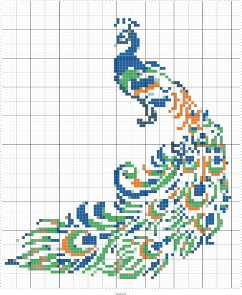 Вышиваем прекрасных павлинов