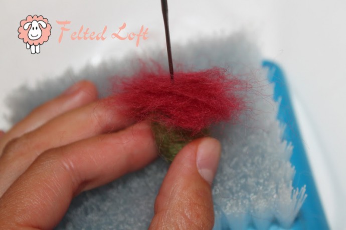 ​Один из вариантов валяния коробочки для мака