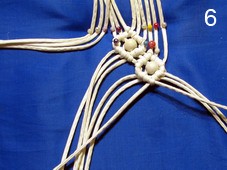 ​Ажурный поясок с кистями и бусинками в технике макраме: часть 2