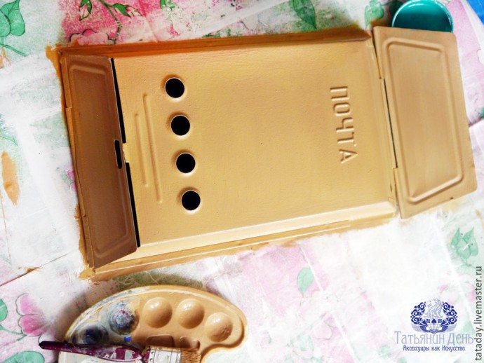 Декорируем старый почтовый ящик: часть 1