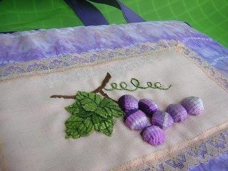 Объемная вышивка с помощью расчески Объемная вышивка с помощью расчески