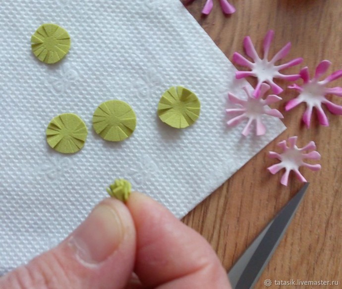 ​Изготавливаем клевер из фоамирана: часть 2