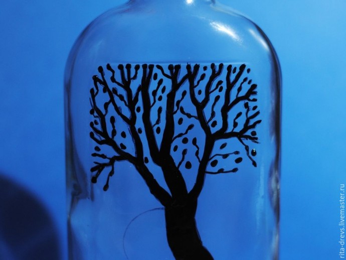 Древо жизни: расписываем бутылку акриловыми красками