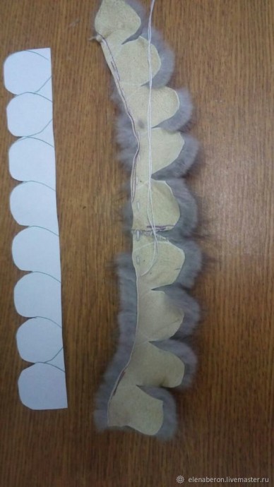 Украшаем варежки мехом норки и бусинами