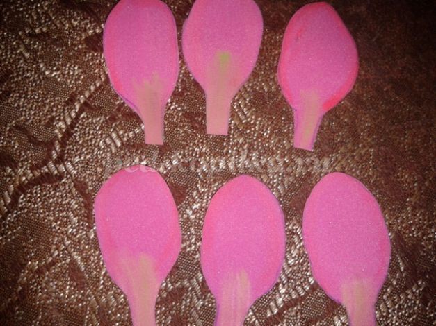 Крокусы из фоамирана: часть 1