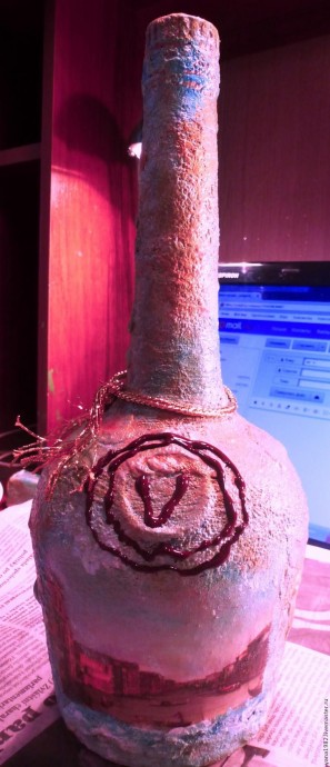 ​Делаем праздничную бутылочку с двусторонним декупажем: часть 3