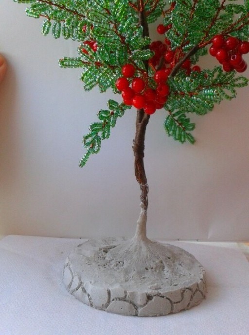 Рябина из бисера