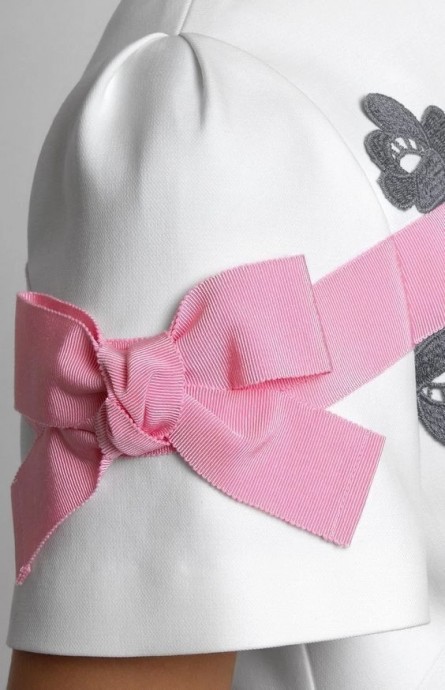 Рукав - и сбоку бантик Рукав - и сбоку бантик