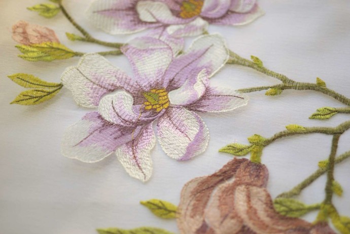 ​Вышивка по тюлю или органзе