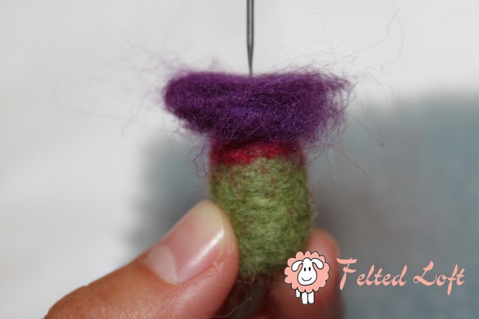 ​Один из вариантов валяния коробочки для мака