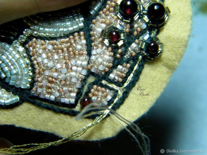 Вышиваем бисером "Облачко": часть 3