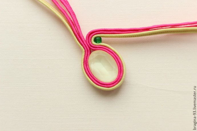 ​Создание сутажных сережек "Экзотический цветок" с кристаллами Swarovski: часть 2