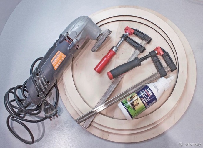 ​Расписываем интерьерные часы в смешанной технике: часть 1