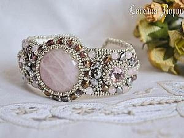 Нежный браслет вышитый бисером: мастер-класс, часть 2