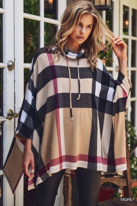 Простые и тёплые накидки и пончо