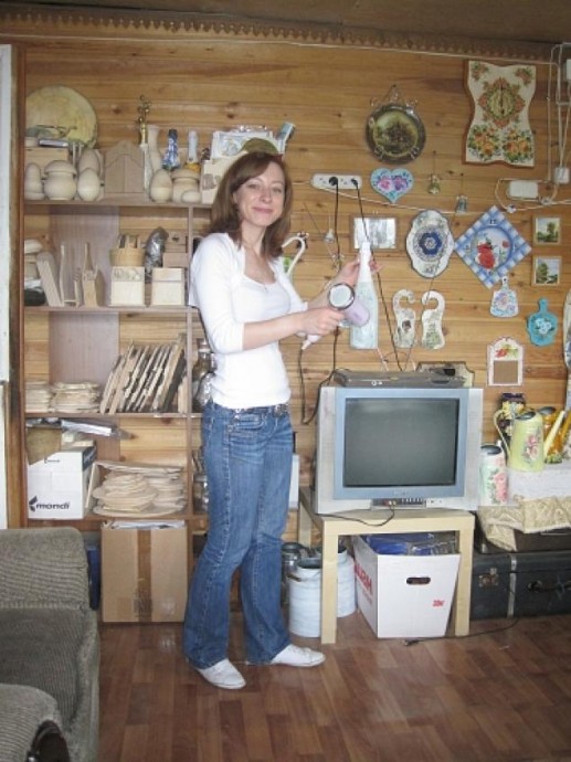 ​Декорирование романтичной бутылки в технике декупаж: часть 1