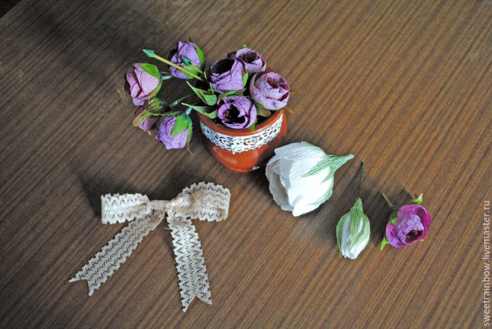 Делаем оригинальную композицию из конфет "Кленовый лист": часть 2