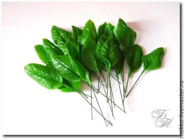 ​Лепим шиповник из полимерной глины: часть 3