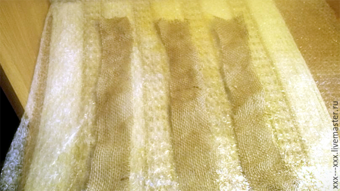 ​Делаем валяную брошь "Увядающие розы": часть 1