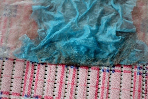 Пелерина валяная из фактурной пряжи: часть 1