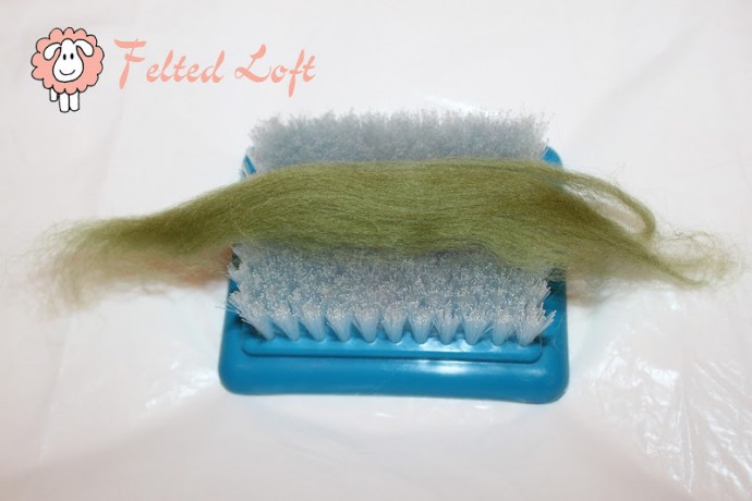 ​Один из вариантов валяния коробочки для мака