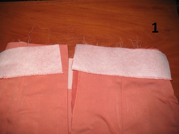 ​Мастер-класс по пришиванию обтачки к поясу юбки с застежкой на потайную молнию