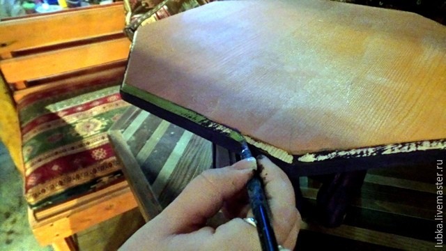 Расписываем стол восточными узорами: часть 1