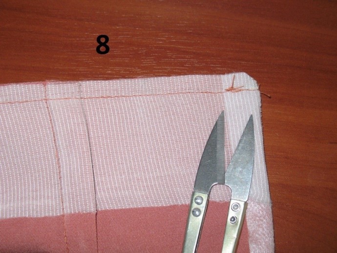 ​Мастер-класс по пришиванию обтачки к поясу юбки с застежкой на потайную молнию